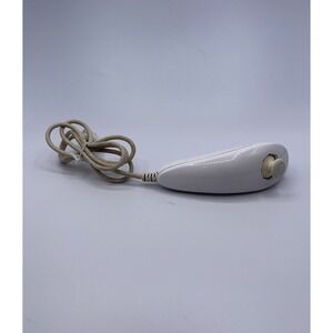 Nintendo Wii Official Authentic OEM White Nunchuck Controller‎ RVL-004 Tested
